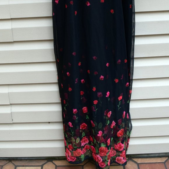 NWT GIRL'S 16 AMY BYER ROSES ON BLACK LONG DRESS - Picture 2 of 4